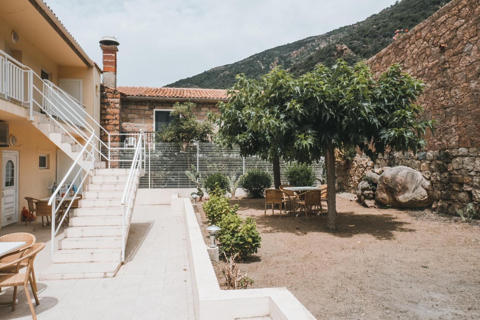 Hotel & Residence Le Subrini Porto  Dış mekan fotoğraf
